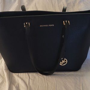 Womens shoulder bag